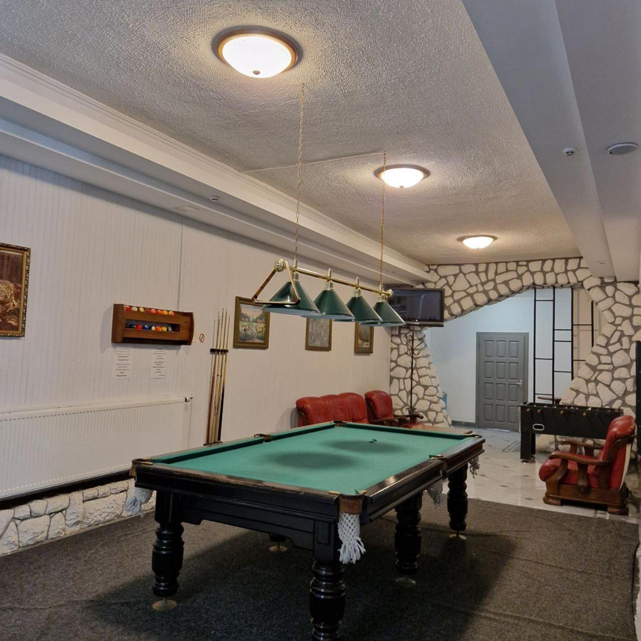 Yanoshi Hotel Helikon מראה חיצוני תמונה