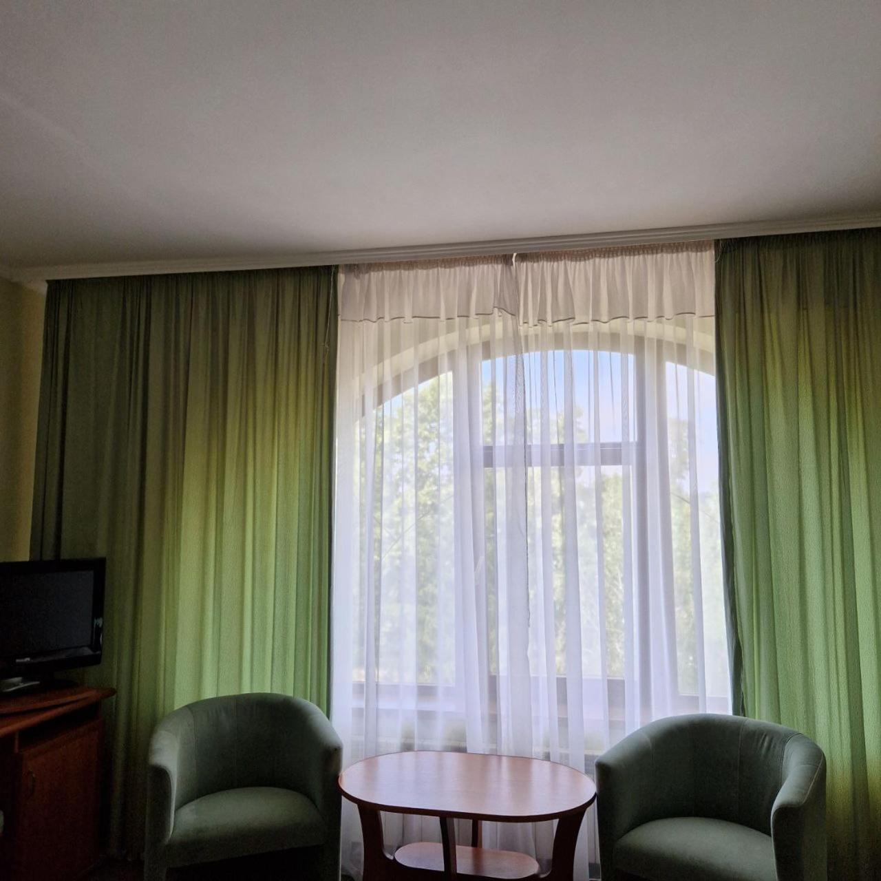 Yanoshi Hotel Helikon מראה חיצוני תמונה