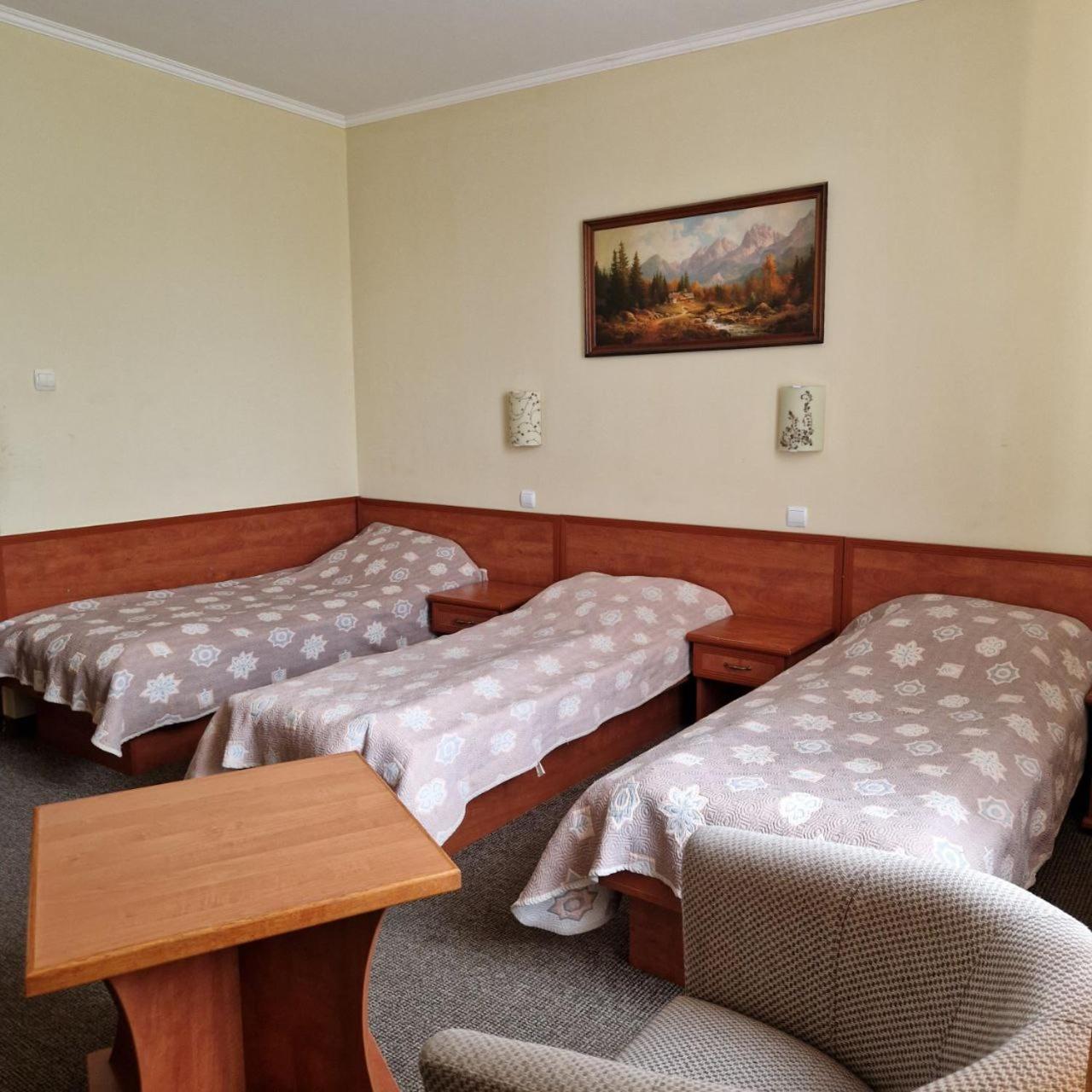 Yanoshi Hotel Helikon מראה חיצוני תמונה
